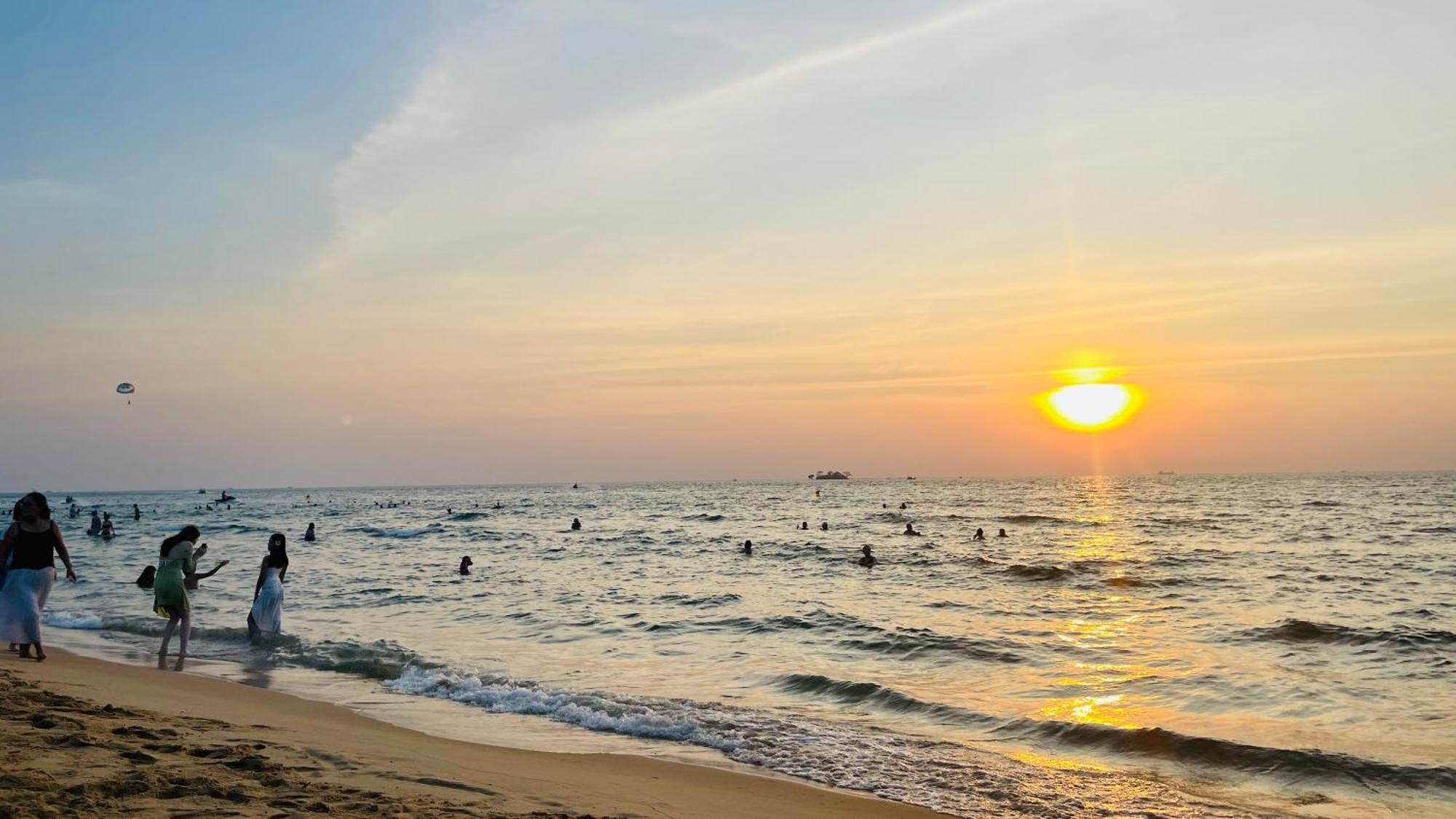 Amber View Vinwonder Safari Vietnam Holiday home *